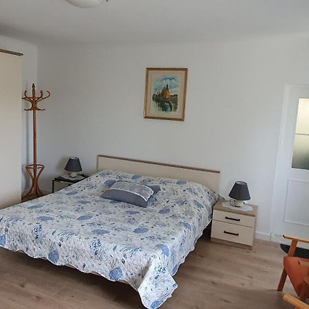 Guesthouse Palma Mali Lošinj Buitenkant foto