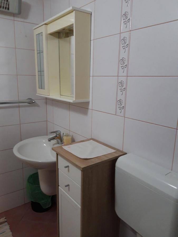 Guesthouse Palma Mali Lošinj Buitenkant foto