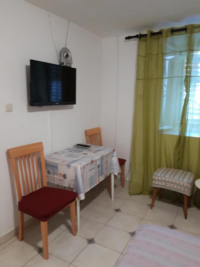 Guesthouse Palma Mali Lošinj Buitenkant foto