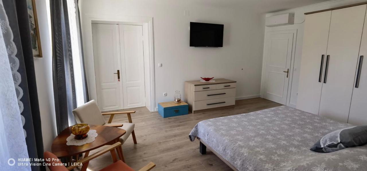 Guesthouse Palma Mali Lošinj Buitenkant foto