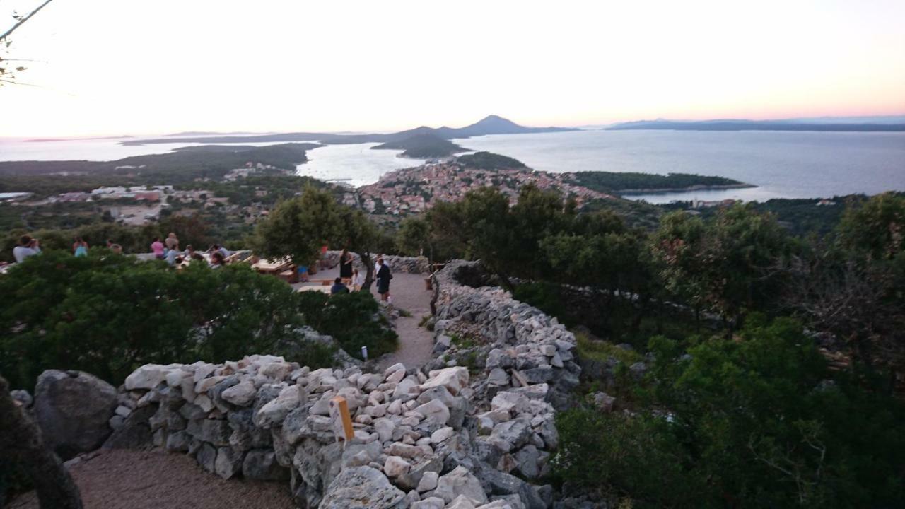 Guesthouse Palma Mali Lošinj Buitenkant foto